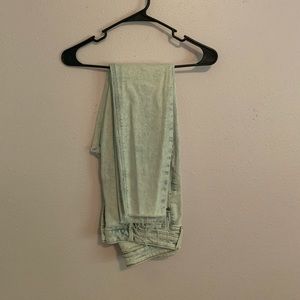 Acid Wash Frayed Hem Jeans